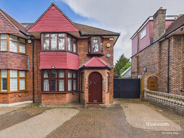 House for sale in Kingsbury, Greater London