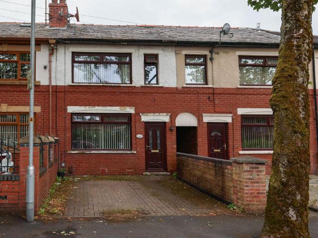 House for sale in Burnedge, Greater Manchester