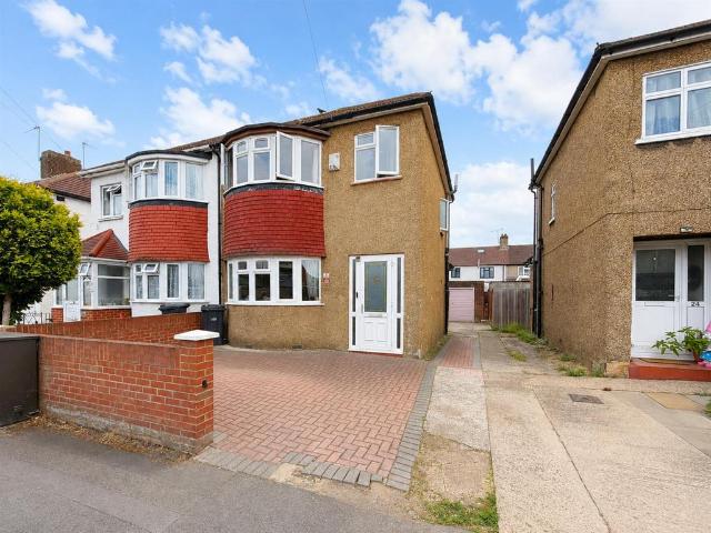 House for sale in London Borough of Ealing, Greater London