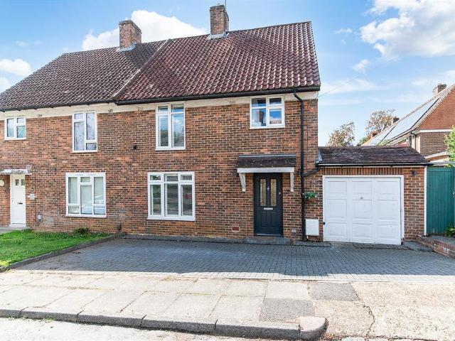 House for sale in Nork, Red Hill