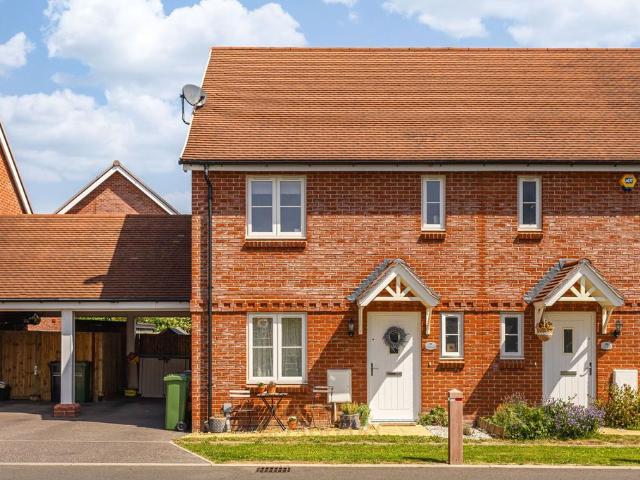 House for sale in Greenfields, Red Hill
