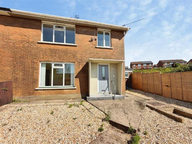 House for sale in Caledfryn, Wales