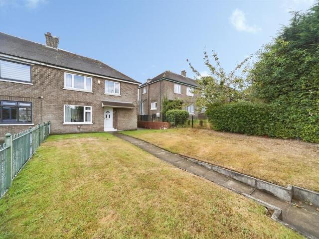 House for sale in Allerton, West Yorkshire