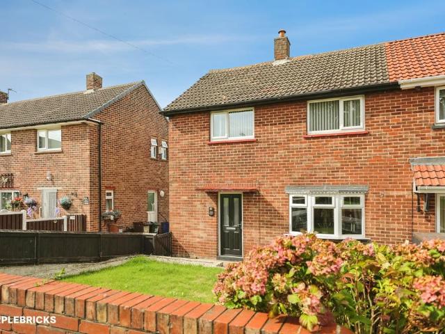 House for sale in Royston, South Yorkshire