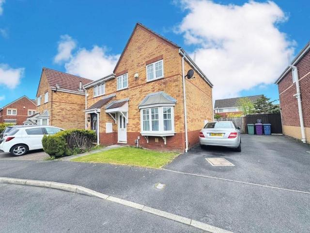 House for sale in Calderstones
