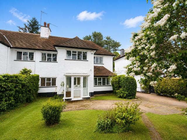 House for sale in Stanford On Avon, Leicestershire