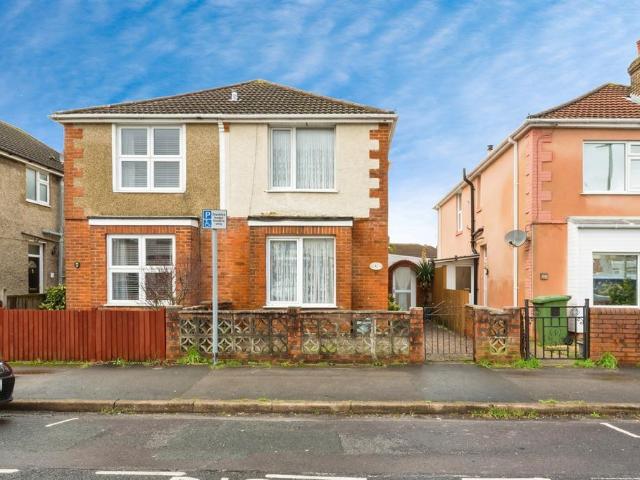 House for sale in Eastleigh, Helford