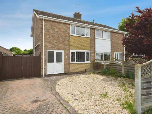 House for sale in Bracebridge Low Fields, Brayford