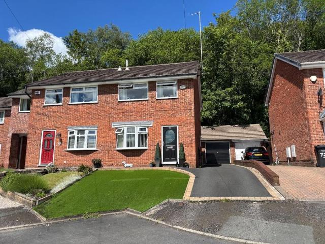 House for sale in Prestolee, Lee Bank