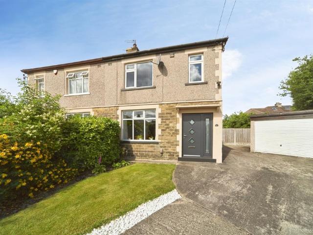 House for sale in Eccleshill, West Yorkshire