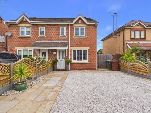 House for sale in Pontefract, West Yorkshire