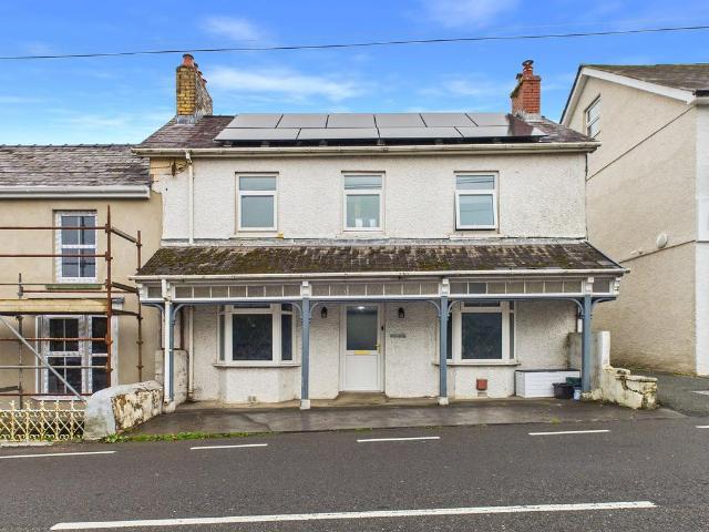 House for sale in Llanfihangel-ar-Arth, Pencader