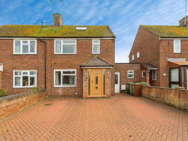 House for sale in Berrick Salome, Oxfordshire