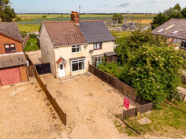 House for sale in Gosberton Clough, Lincolnshire