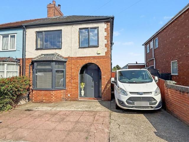 House for sale in Potters Corner, East Midlands