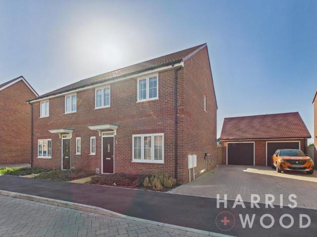 House for sale in Dale Hill, Essex