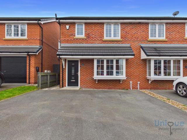 House for sale in Cabus, Lancashire