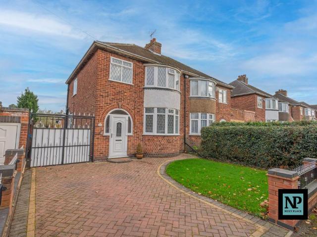 House for sale in Kettlebrook, Staffordshire