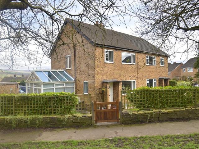 House for sale in Buxworth, Charlesworth