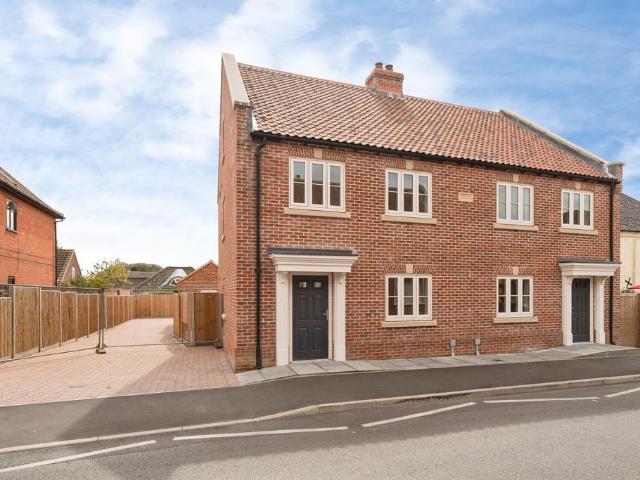 House for sale in Comers, Norfolk