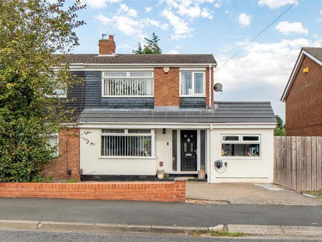 House for sale in Denton Burn, Tyne And Wear