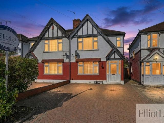 House for sale in North Wembley, Greater London