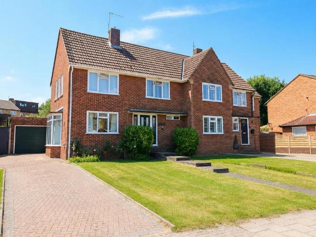 House for sale in Goddington, Greater London
