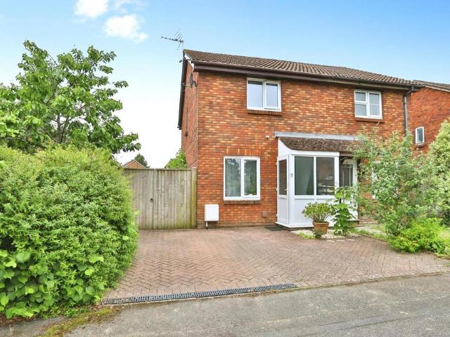 House for sale in Throop, Bournemouth