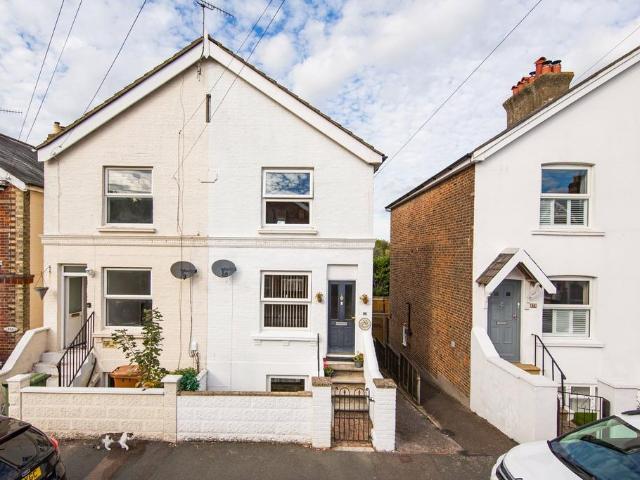 House for sale in High Brooms, Tunbridge Wells