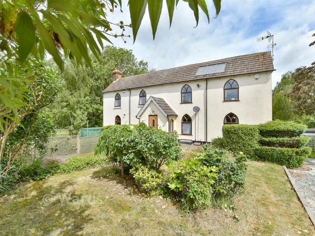House for sale in Oad Street, Kent