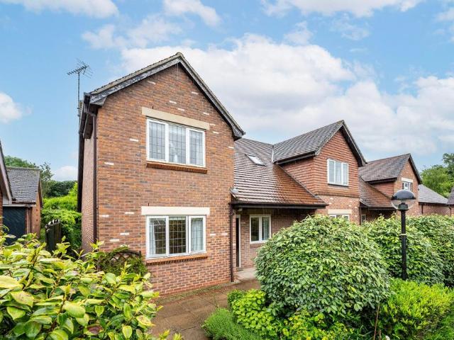 House for sale in Caldermill, East Midlands
