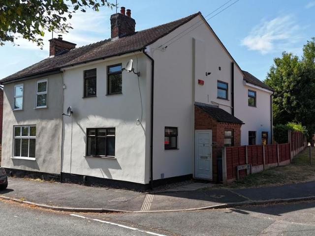 House for sale in Stone, Baswich