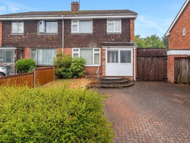 House for sale in Bishop's Tachbrook, Warwick