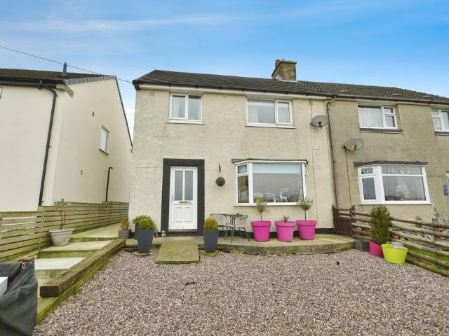 House for sale in Charlesworth, East Midlands