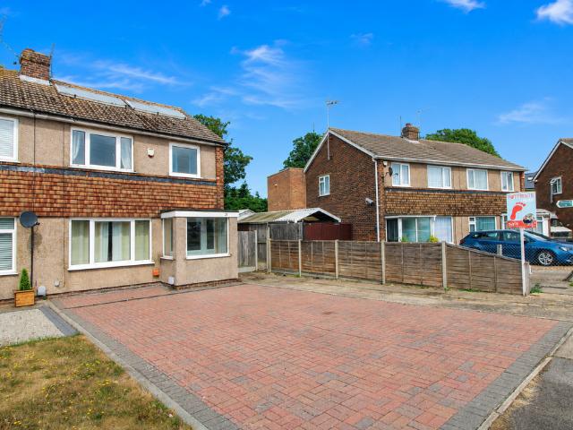 House for sale in Acol, Kent