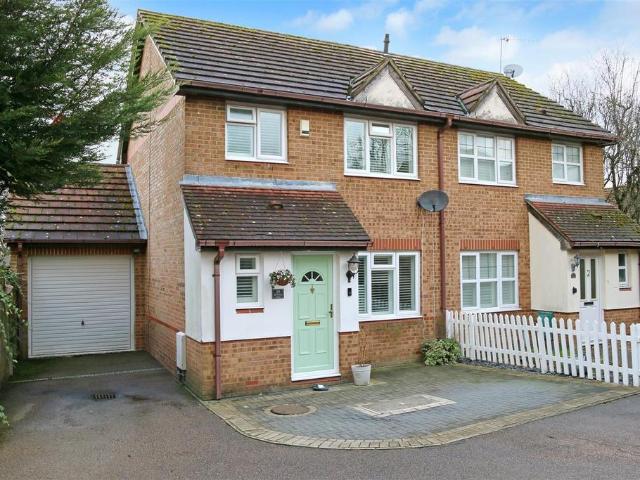 House for sale in Shenley, Hertfordshire