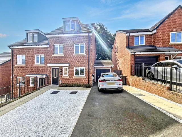 House for sale in Blaydon, Tyne And Wear