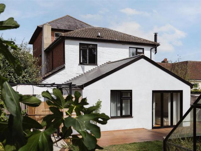 House for sale in Rose Hill, Pachesham Park