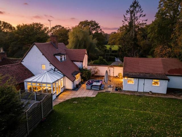House for sale in Earlswood, Stratford-on-Avon