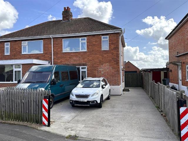 House for sale in Alverton, East Midlands