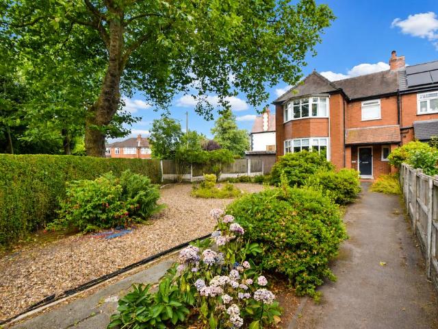 House for sale in Trafford Park, Greater Manchester