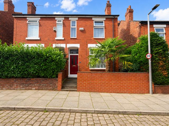 House for sale in Cheadle, Stockport