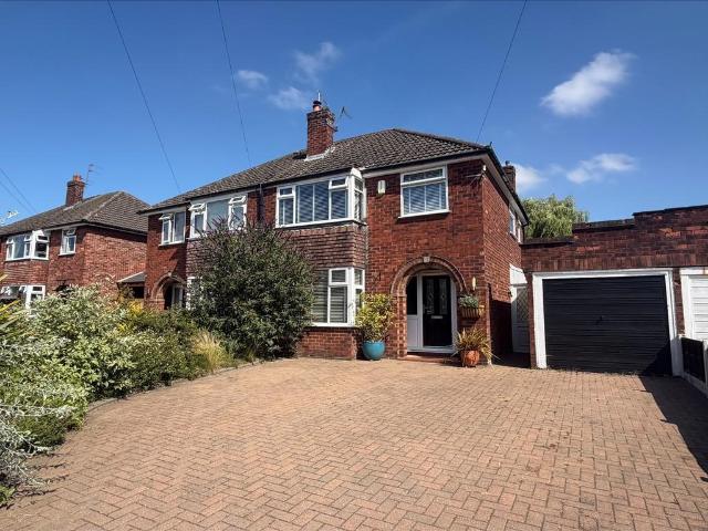 House for sale in Middlewich
