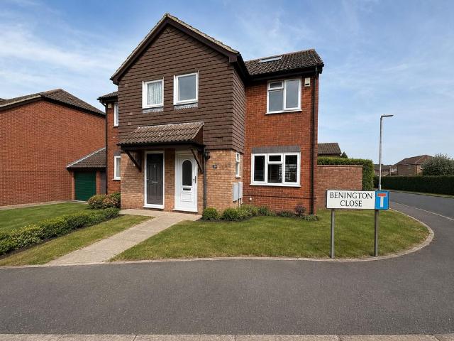 House for sale in Round Green, Luton