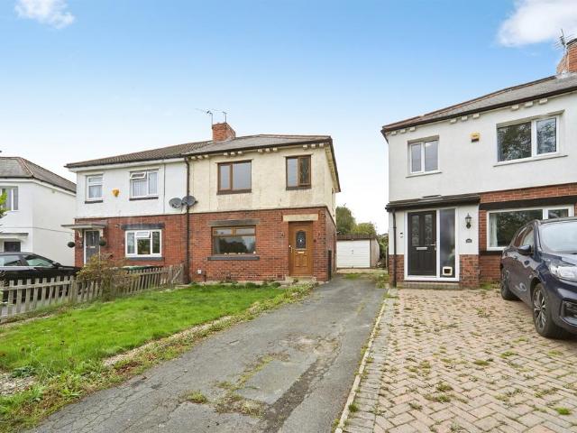House for sale in Farsley, Leeds