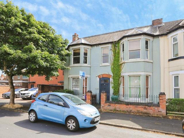 House for sale in Bilston, West Midlands