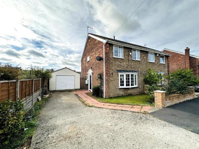 House for sale in Thorpe Willoughby