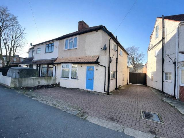 House for sale in London Borough of Hounslow, Greater London
