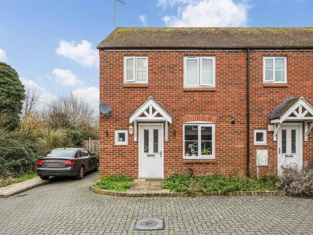 House for sale in Barton Stacey, Hampshire
