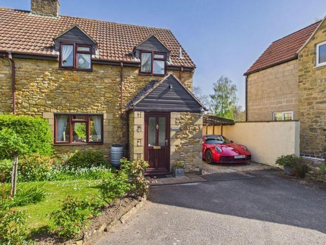 House for sale in South Petherton, Somerset